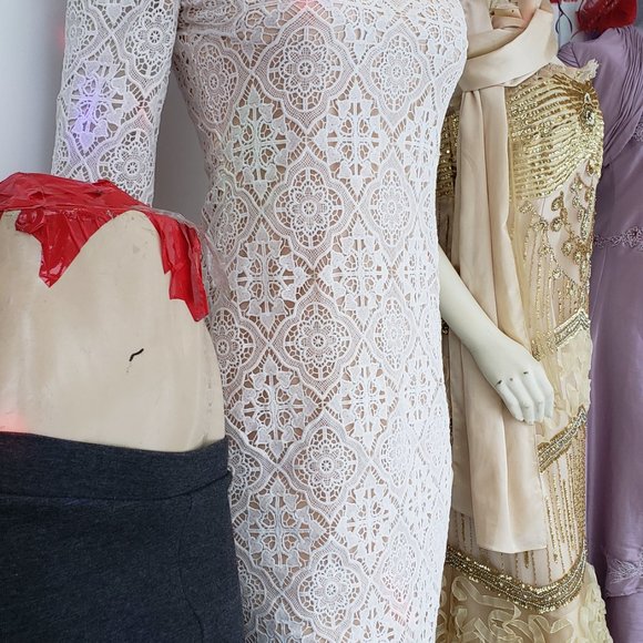 NWT Wedding lace nude dress Sz 6 - Picture 3 of 11